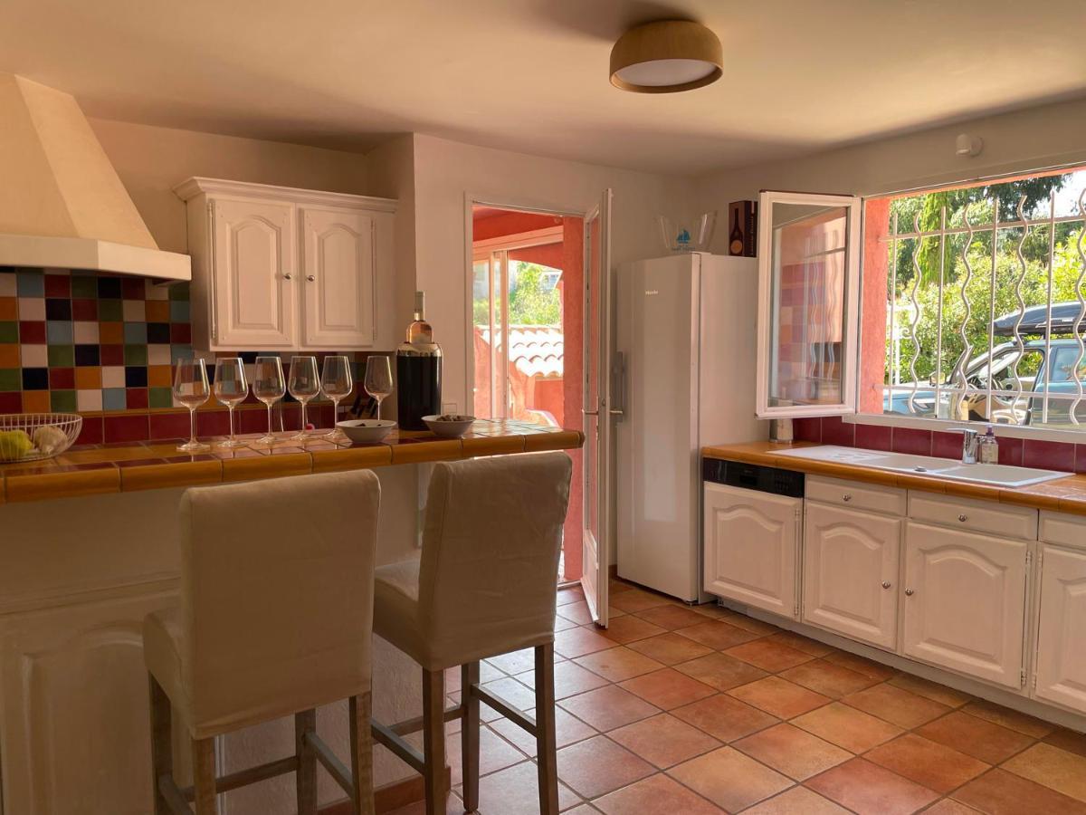 Fantastic Pool Villa 900M To The Beach; With Extravagant Big Garden Sainte-Maxime Eksteriør billede