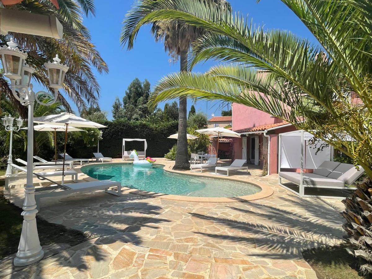 Fantastic Pool Villa 900M To The Beach; With Extravagant Big Garden Sainte-Maxime Eksteriør billede